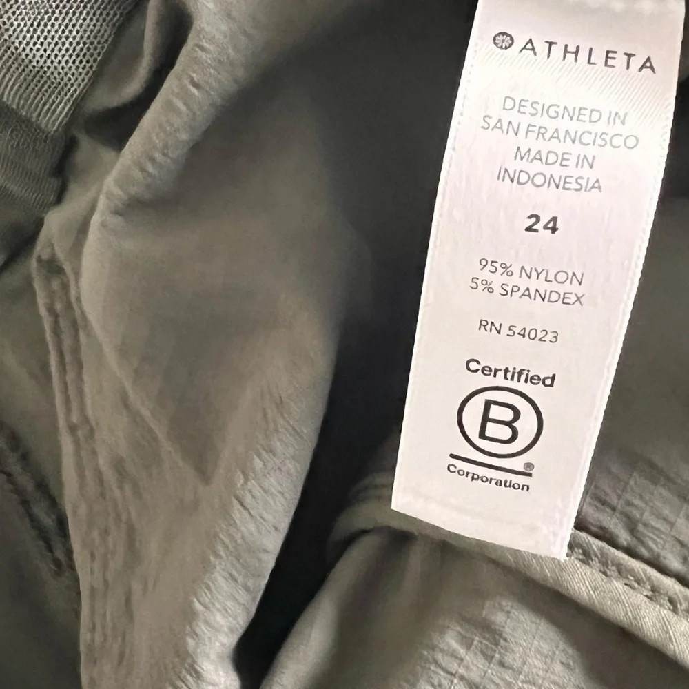 Athleta Trekkie Bermuda 2.0 Shorts